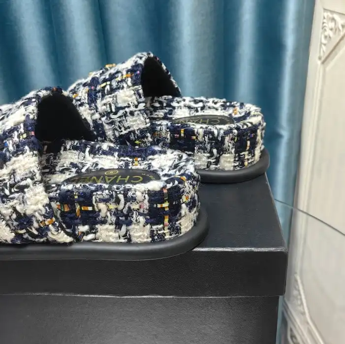 hype Chanel Slippers