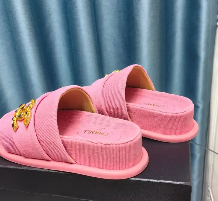 hype Chanel Slippers