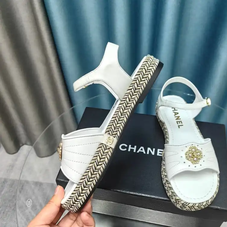 hype Chanel Slippers