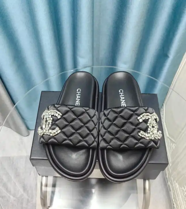 hype Chanel Slippers