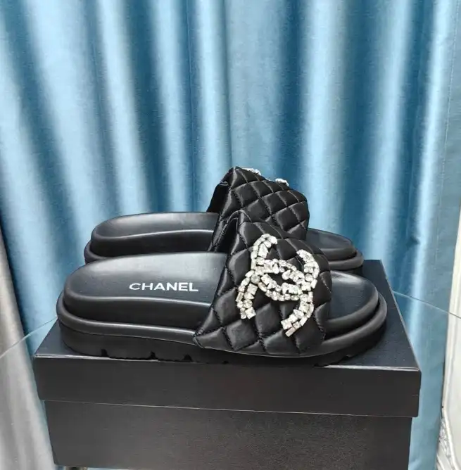 hype Chanel Slippers