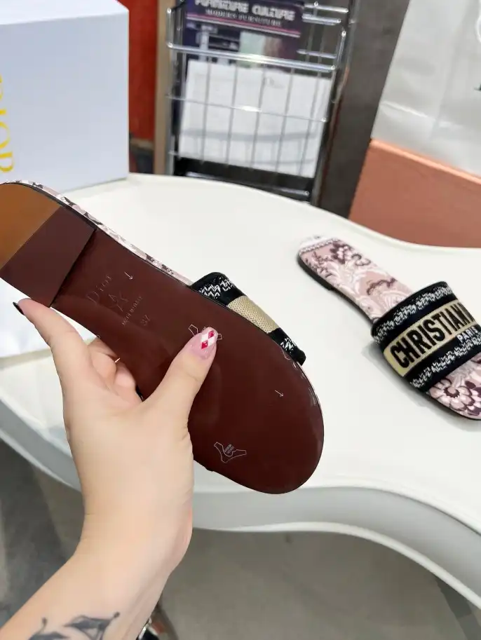 hype Christian Dior Slippers