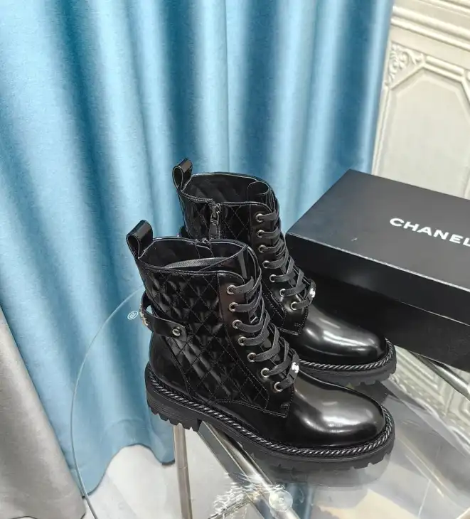 hype Chanel Boots