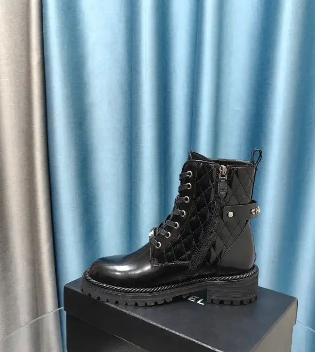 hype Chanel Boots