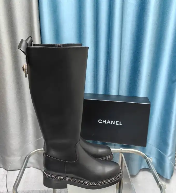 hype Chanel Boots