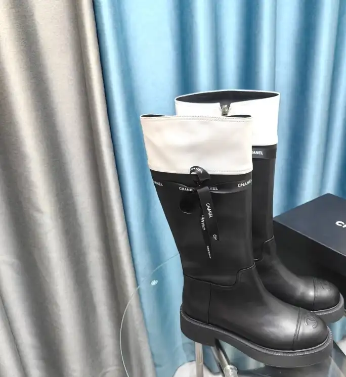 hype Chanel Boots