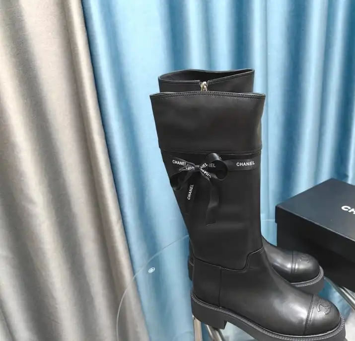 hype Chanel Boots