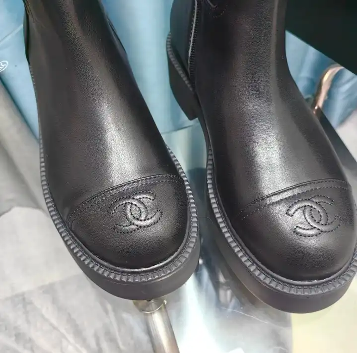 hype Chanel Boots