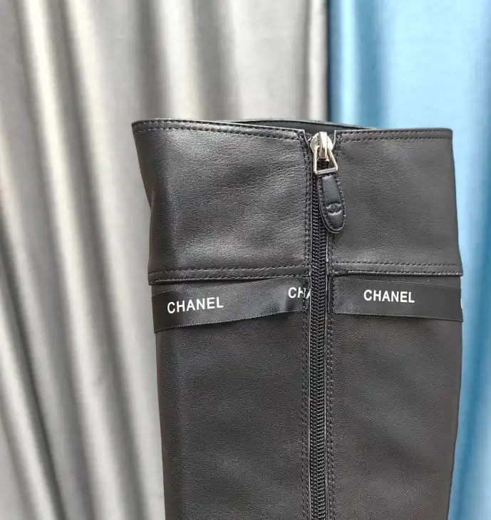 hype Chanel Boots