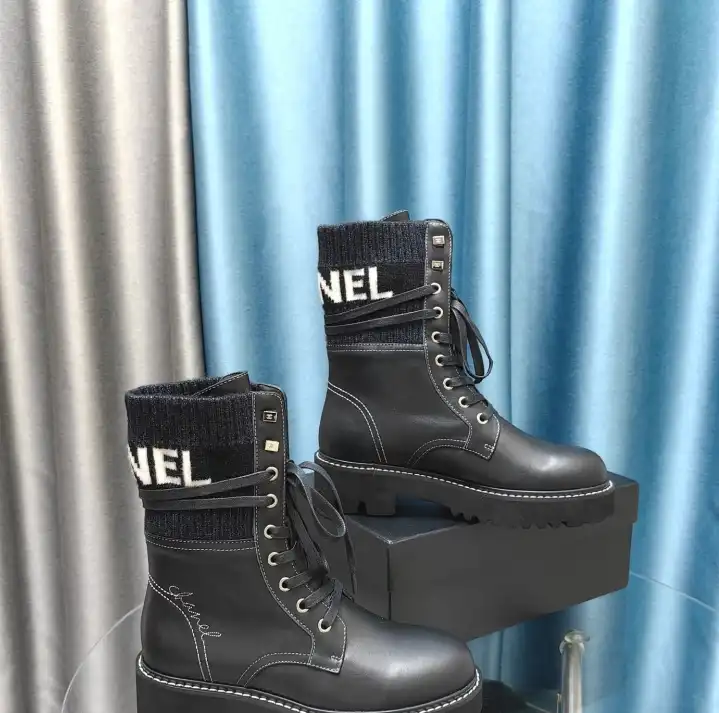 hype Chanel Boots