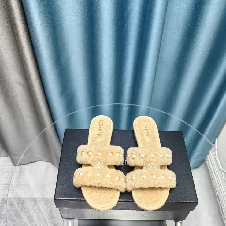 hype Chanel Slippers