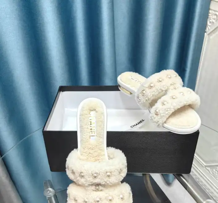 hype Chanel Slippers