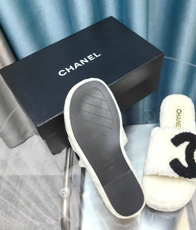 hype Chanel Slippers