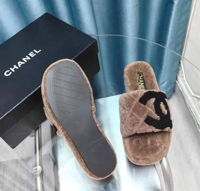 hype Chanel Slippers