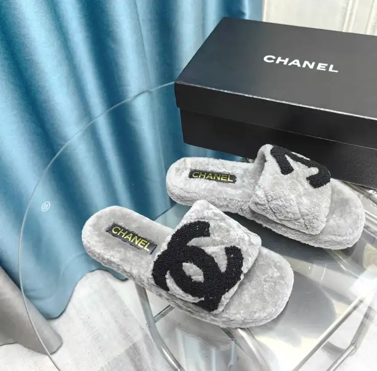 hype Chanel Slippers