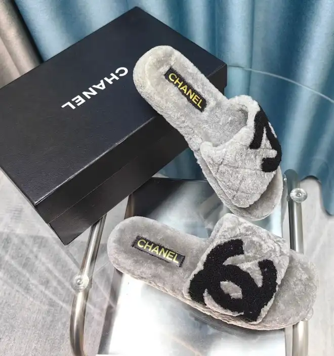 hype Chanel Slippers