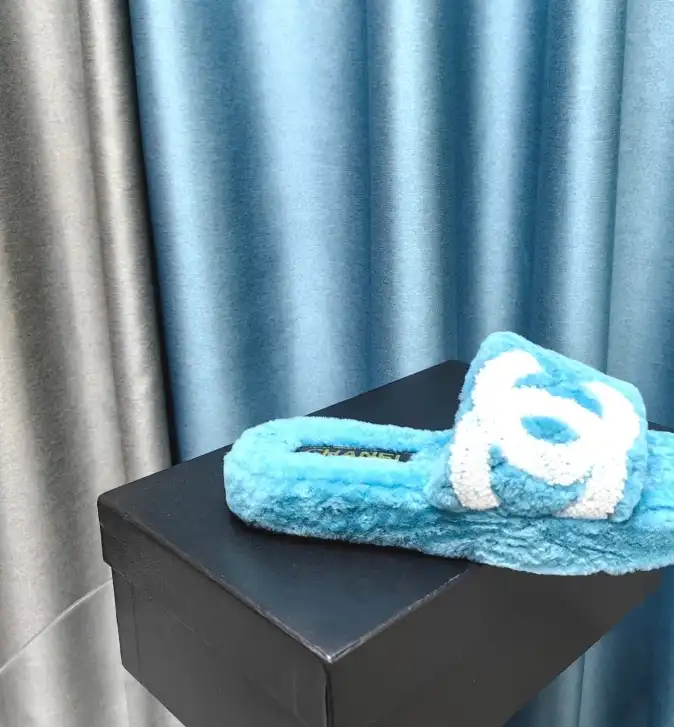 hype Chanel Slippers