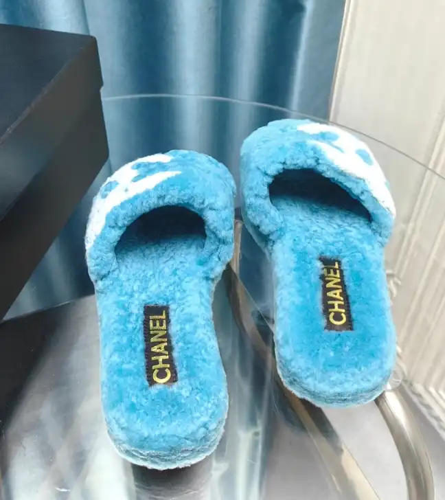 hype Chanel Slippers