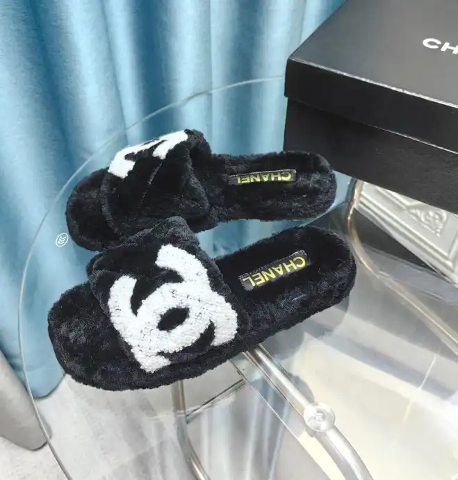 hype Chanel Slippers