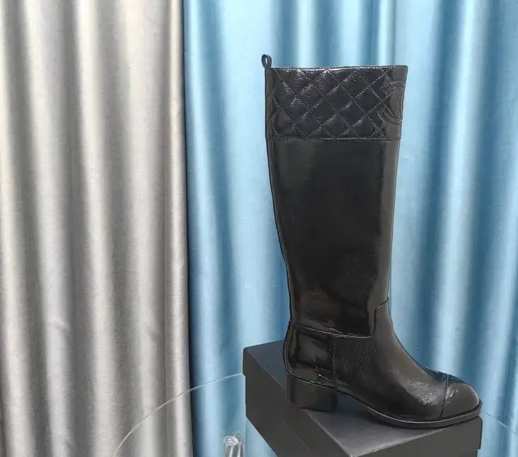 hype Chanel Boots