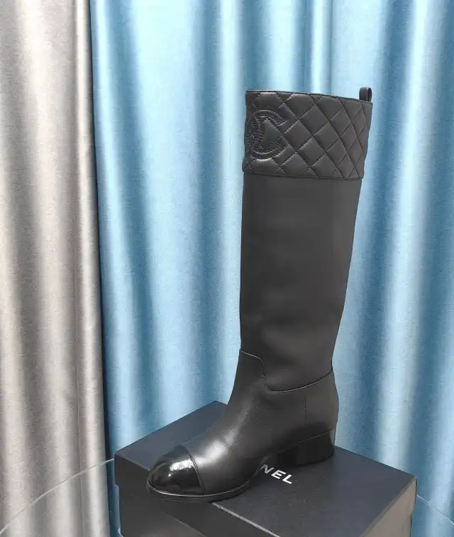 hype Chanel Boots