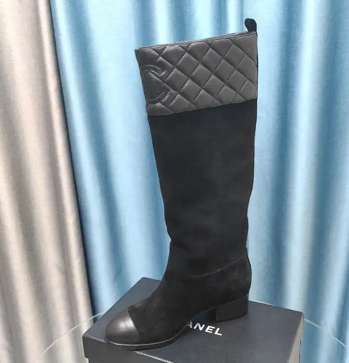 hype Chanel Boots