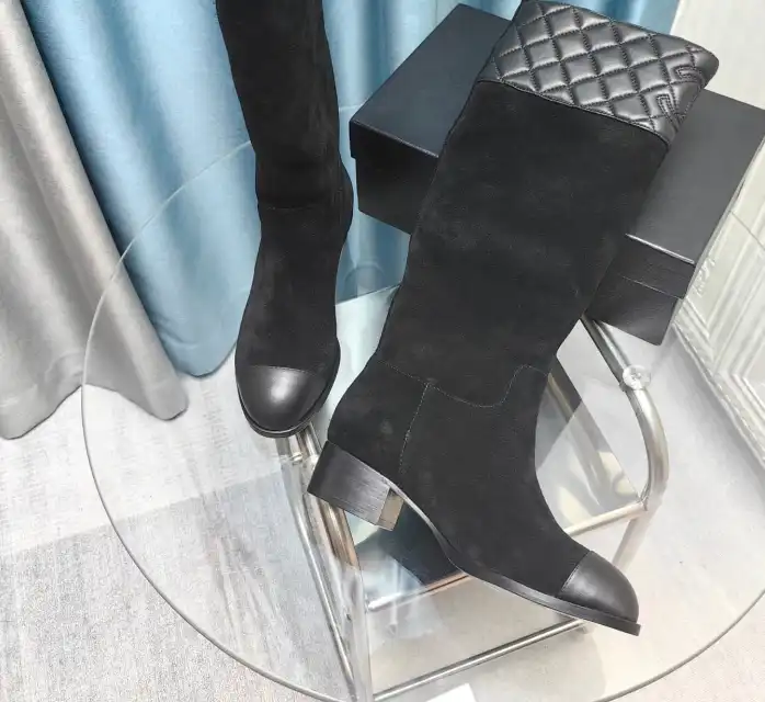 hype Chanel Boots