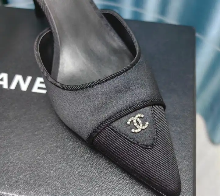 hype Chanel High Heels