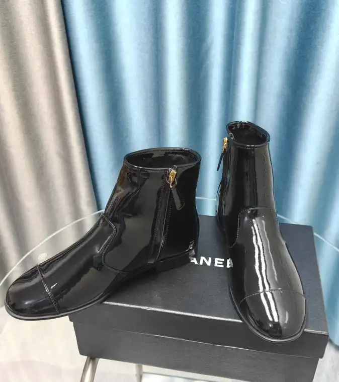 hype Chanel Boots