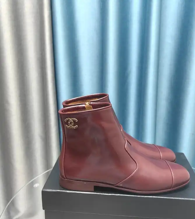 hype Chanel Boots