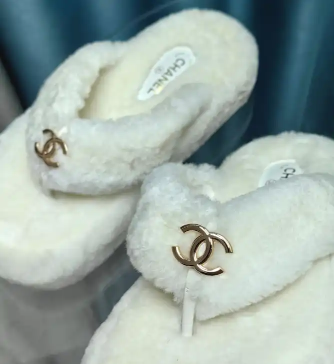 hype Chanel Slippers