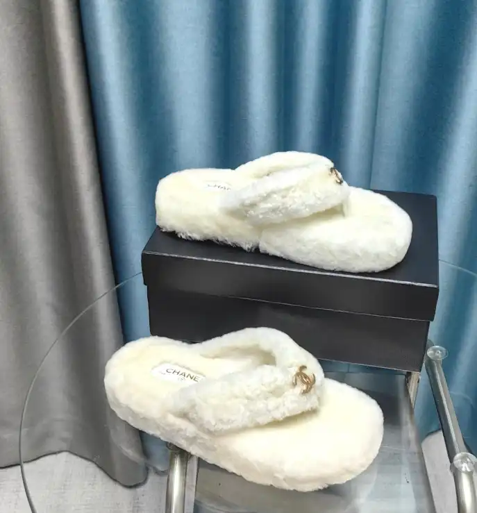 hype Chanel Slippers