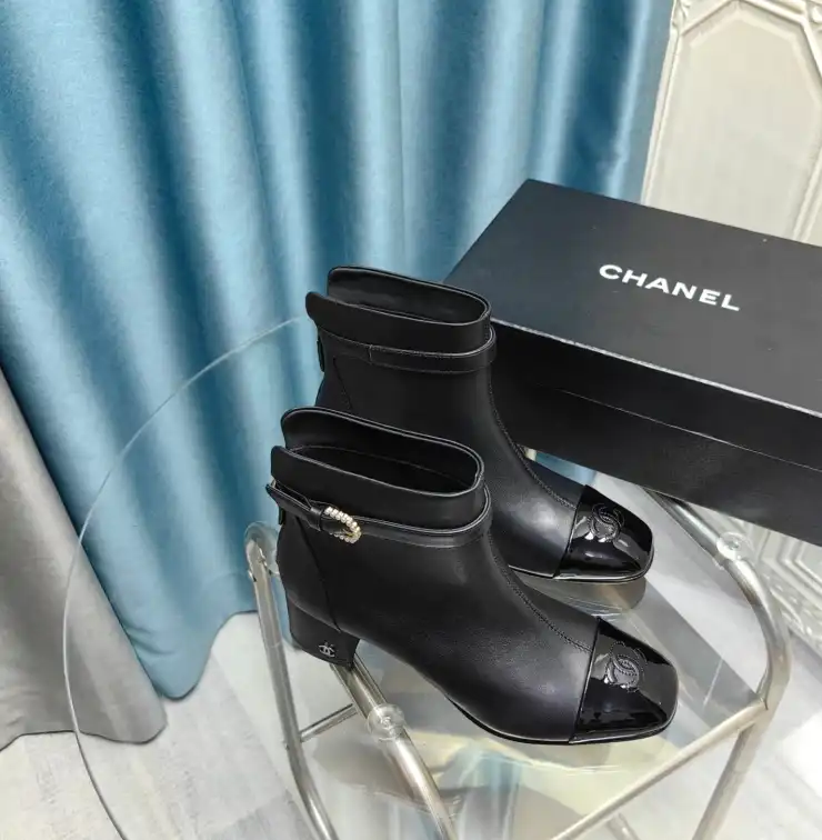 hype Chanel Boots