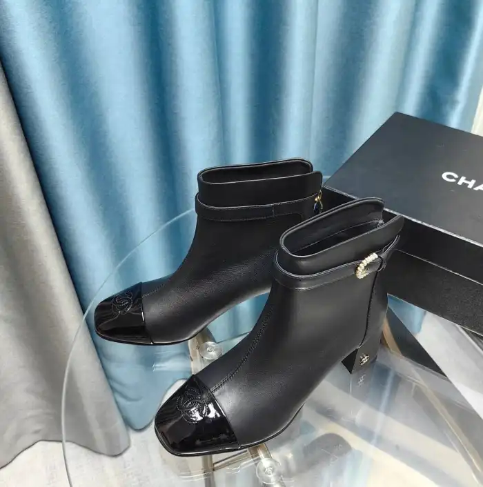 hype Chanel Boots