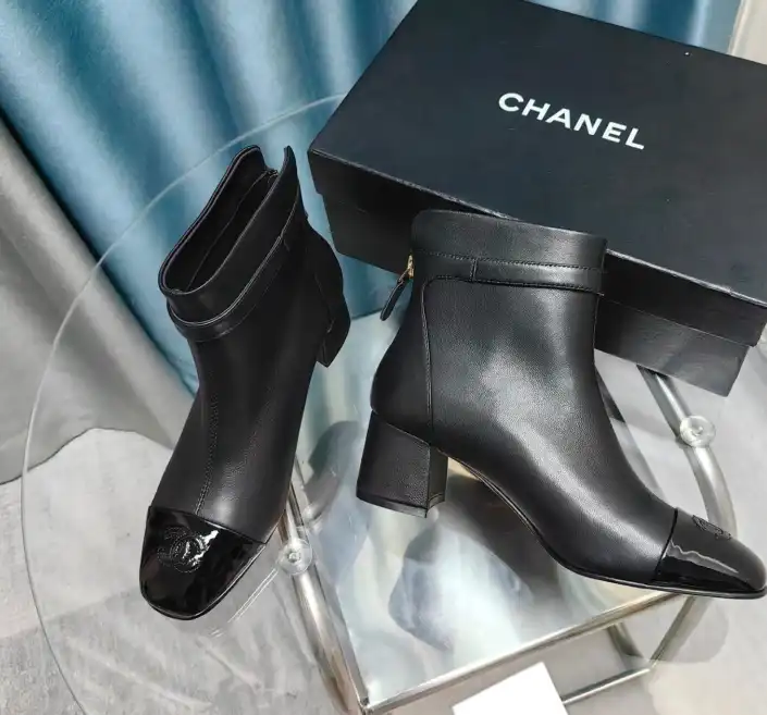 hype Chanel Boots