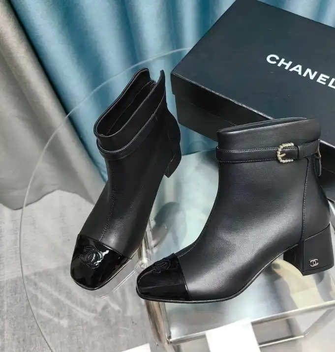 hype Chanel Boots