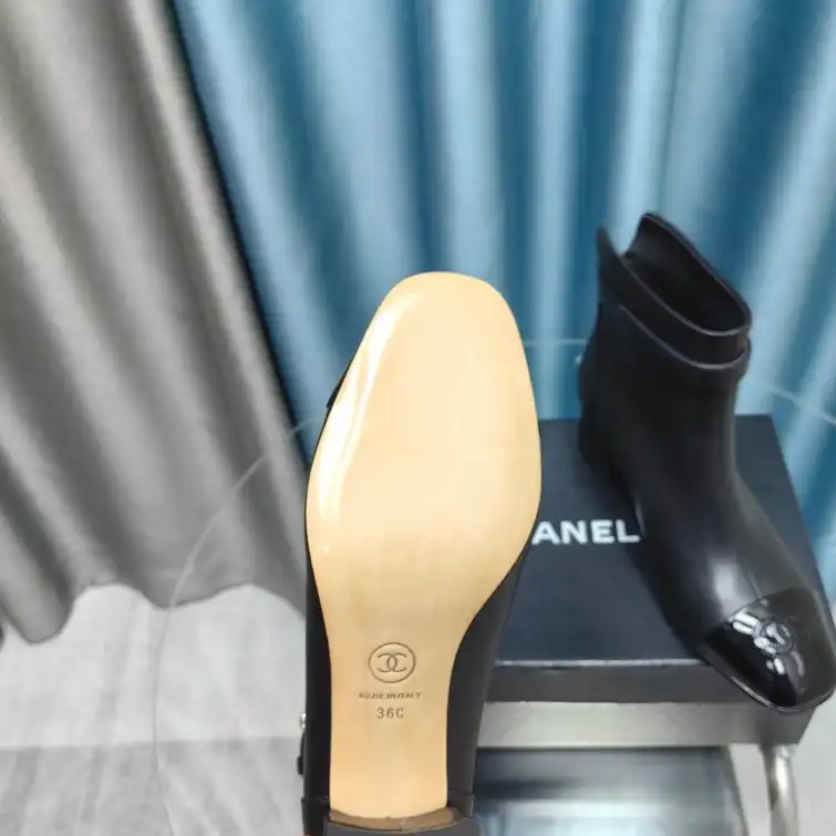 hype Chanel Boots