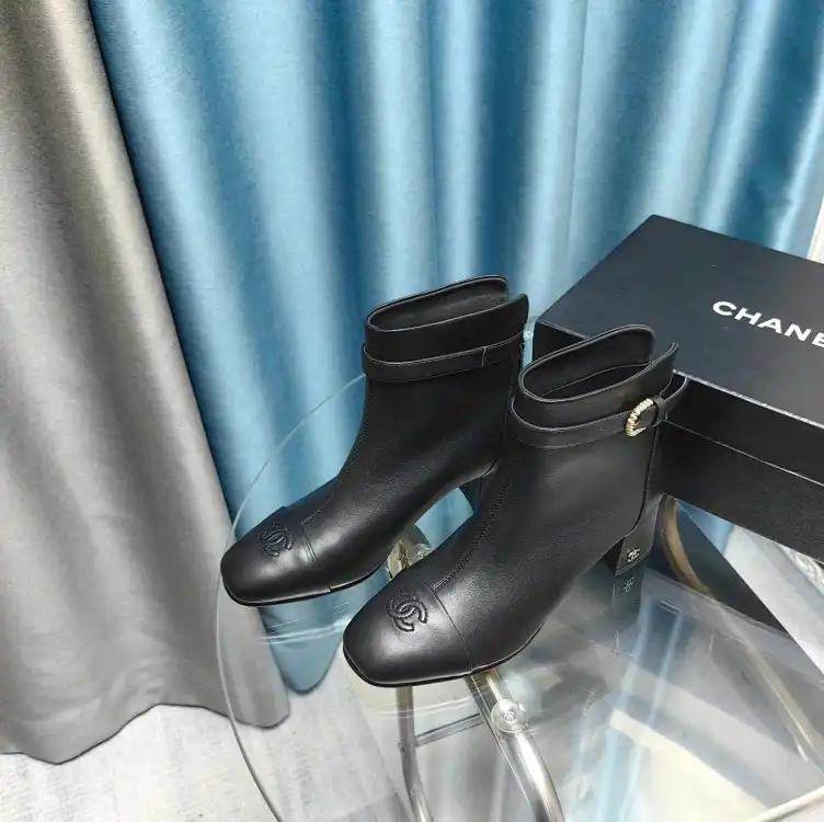 hype Chanel Boots