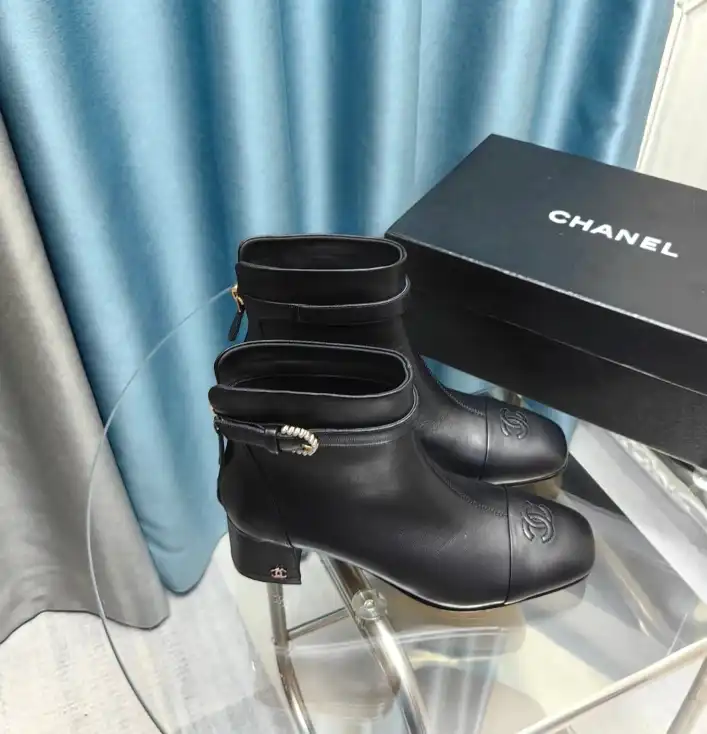 hype Chanel Boots