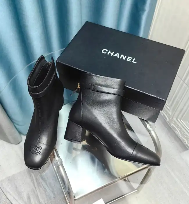 hype Chanel Boots