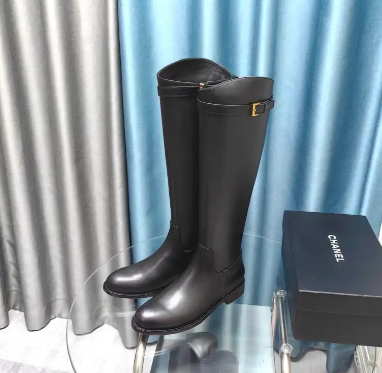 hype Chanel Boots