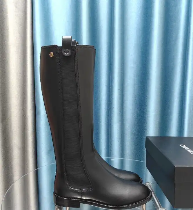 hype Chanel Boots