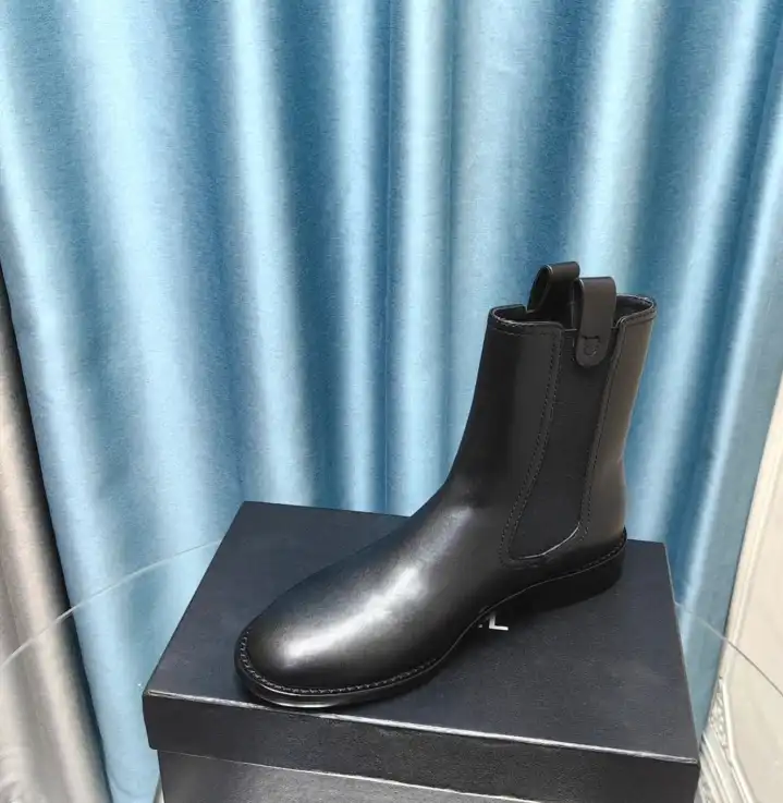 hype Chanel Boots