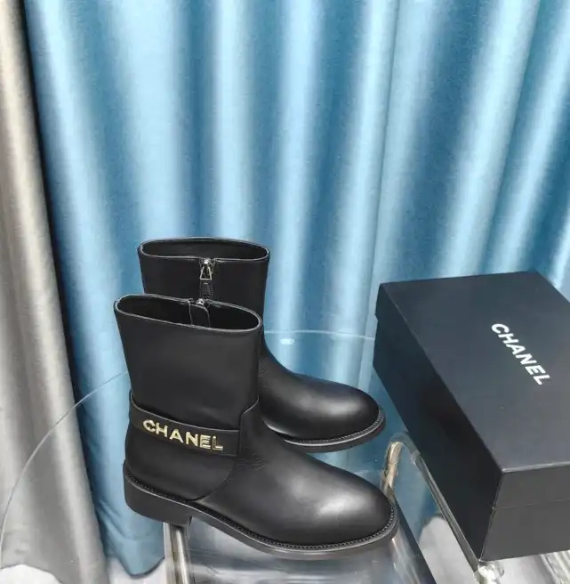 hype Chanel Boots