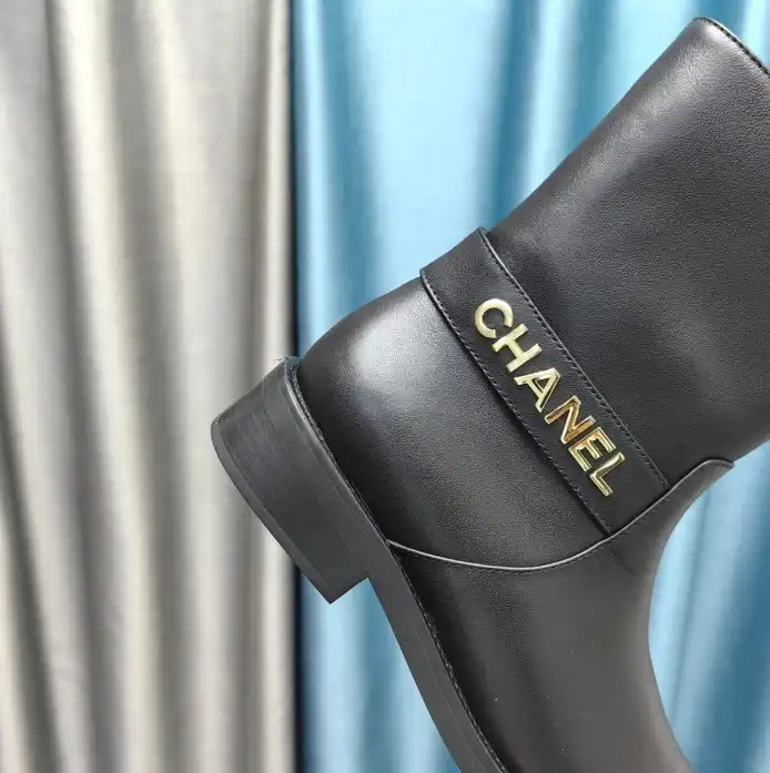 hype Chanel Boots