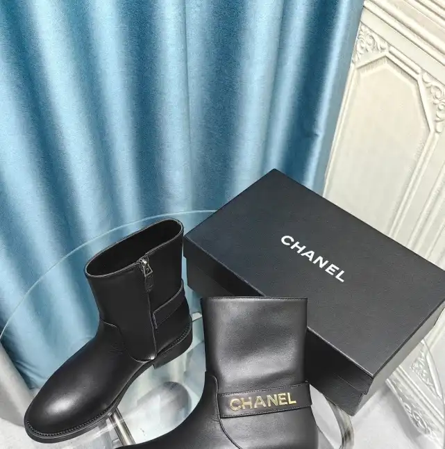 hype Chanel Boots