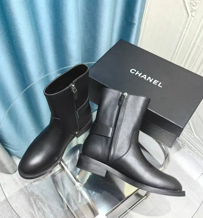 hype Chanel Boots