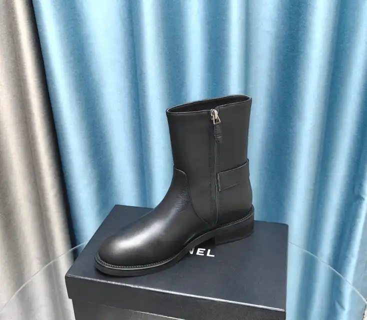 hype Chanel Boots