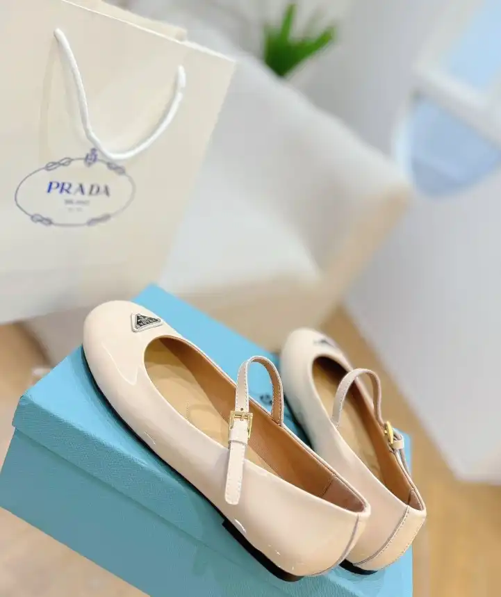 hype Prada flat shoes