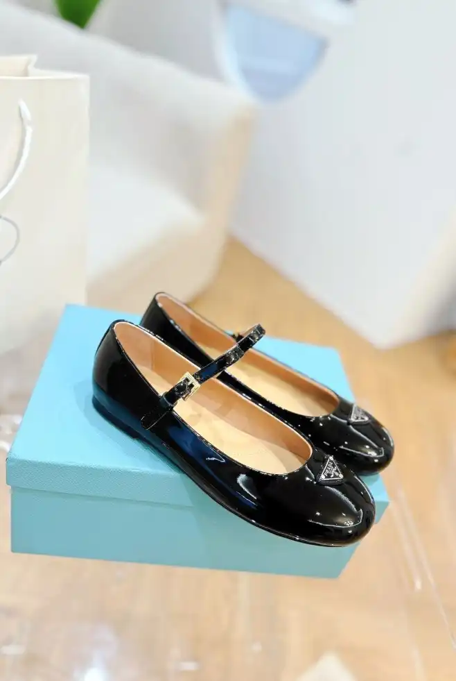 hype Prada flat shoes